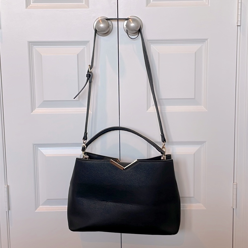 JustFab black purse with gold detailing